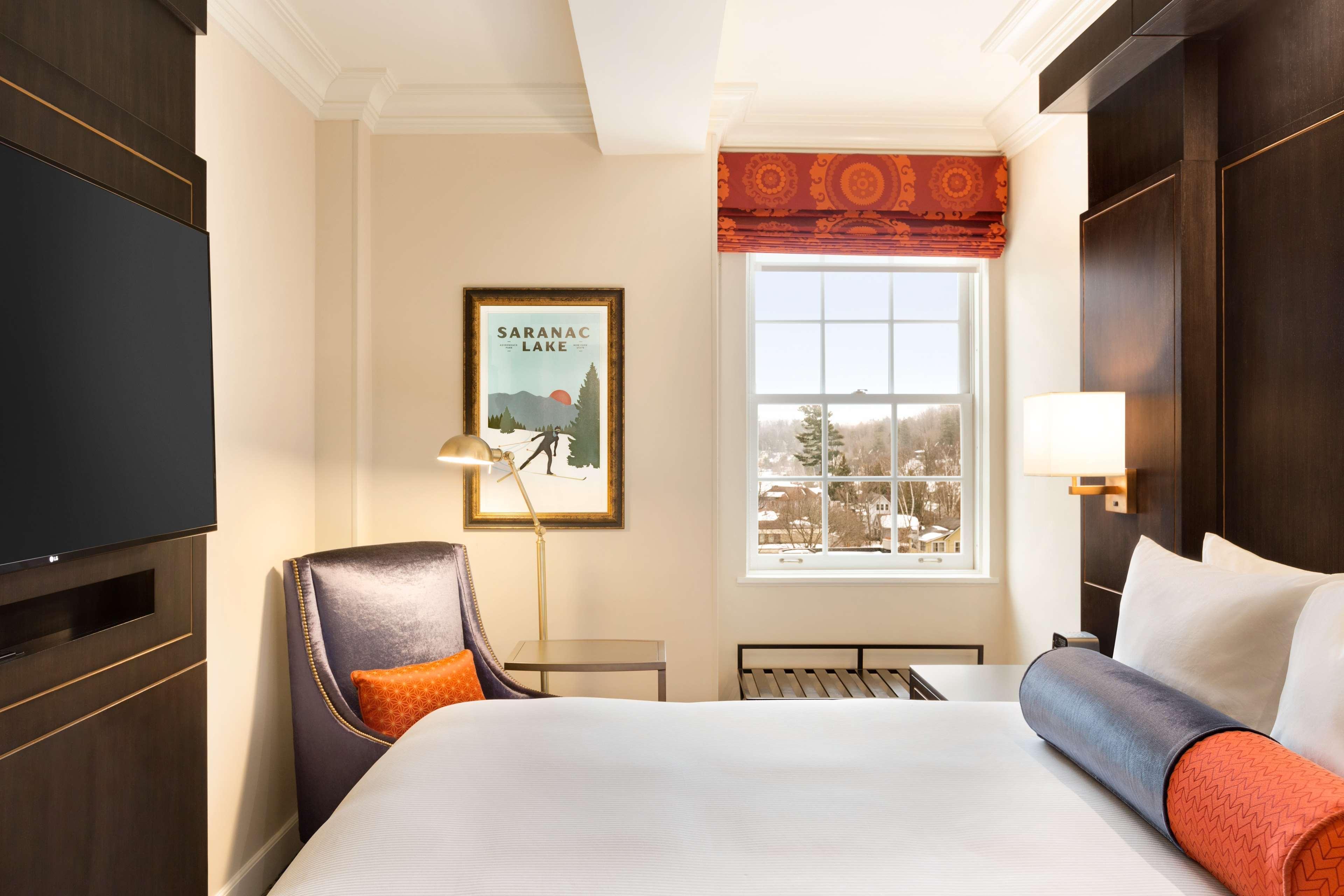 Hotel Saranac, Curio Collection By Hilton Saranac Lake Kültér fotó